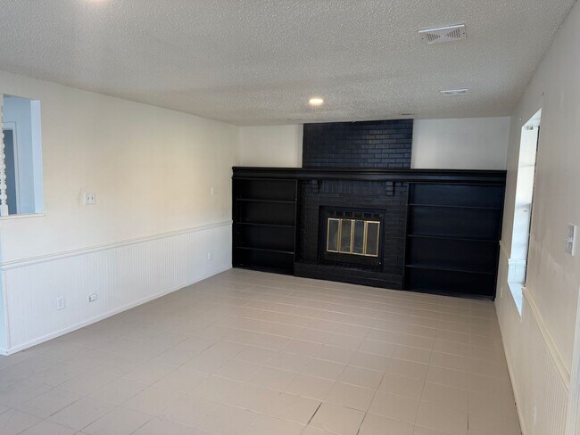 Foto del edificio - 607 Tenny Ave