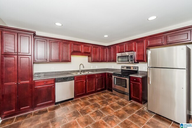 Foto del edificio - 840 Rustling Rd