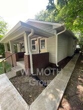 Building Photo - 2932 N Dearborn St