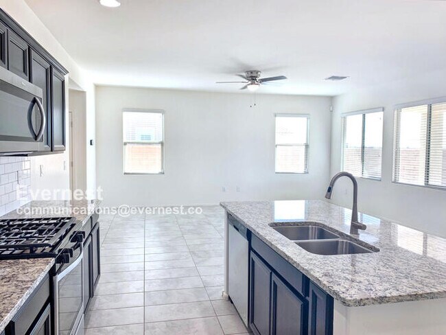Building Photo - 7406 S Via Casa Bonita