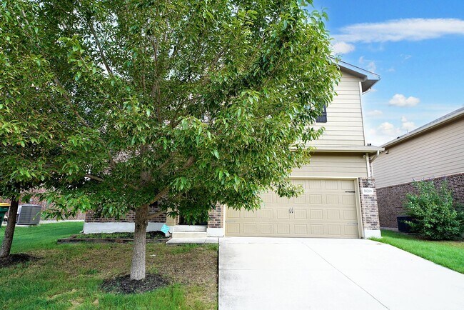 Photo - Beautiful Rental in Converse! Realtor Comm... House