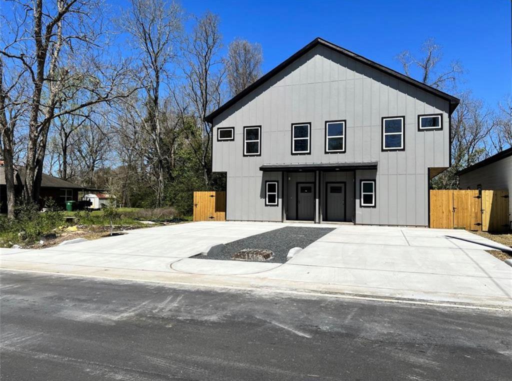 Primary Photo - 1078 Dewalt St