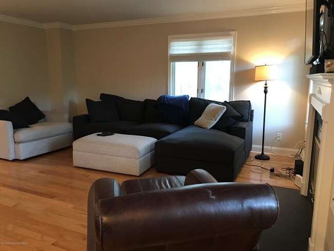 Foto del edificio - 21 Tower Hill Dr