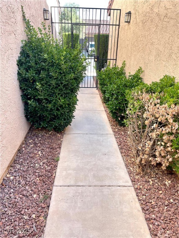 Building Photo - 1873 Arbol Verde Way