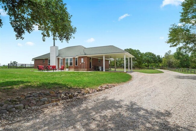 Building Photo - 38279 FM 1488 Rd