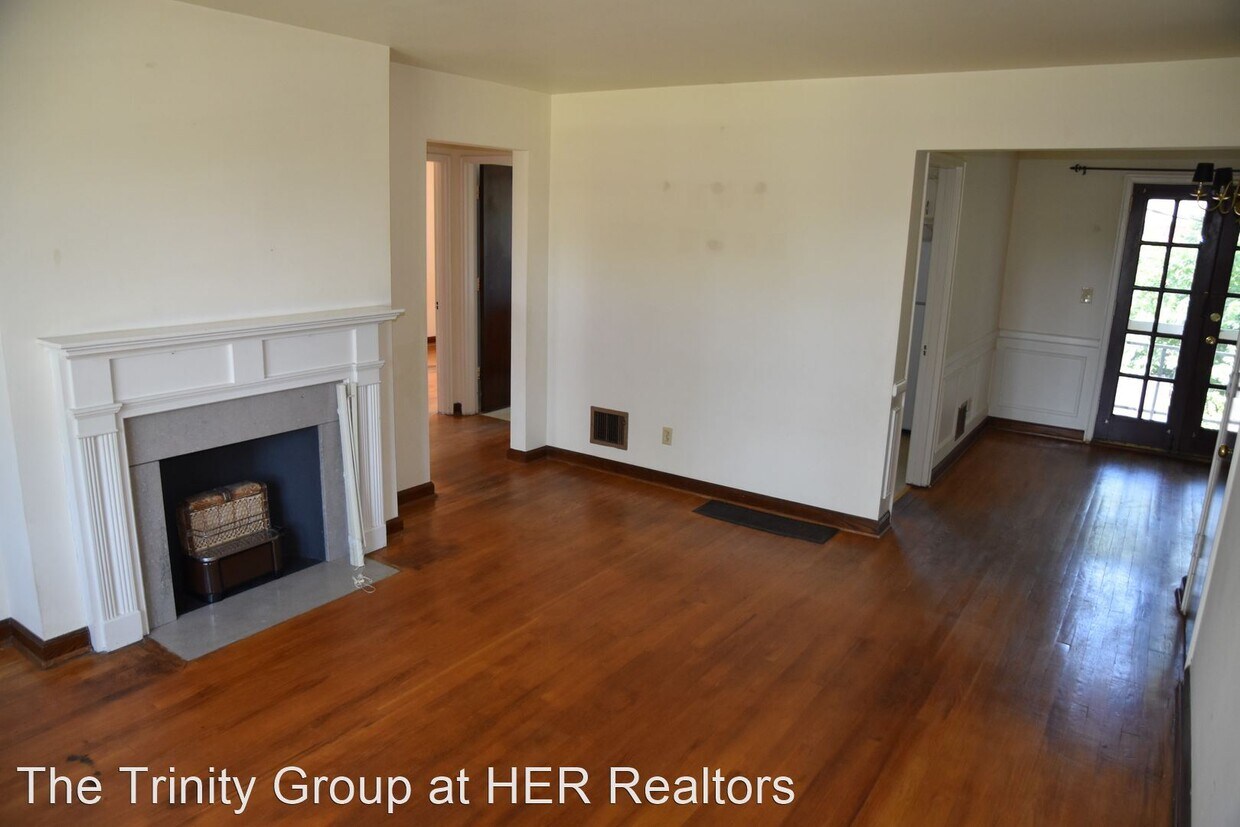 Primary Photo - 2098 Ridgeview Rd