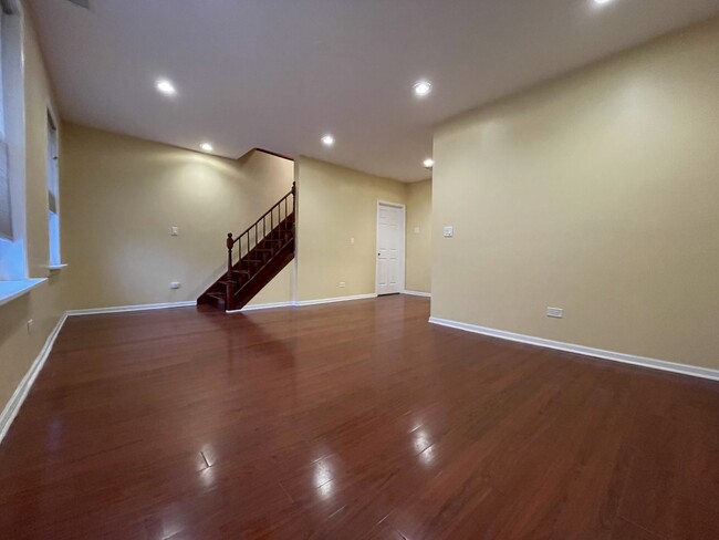 living room - 3087 S Bonfield St