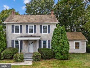 Building Photo - 158 W Butler Ave