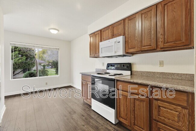 Foto del edificio - 4260 Clayton Rd