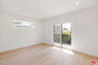Building Photo - 1844 Stoner Ave