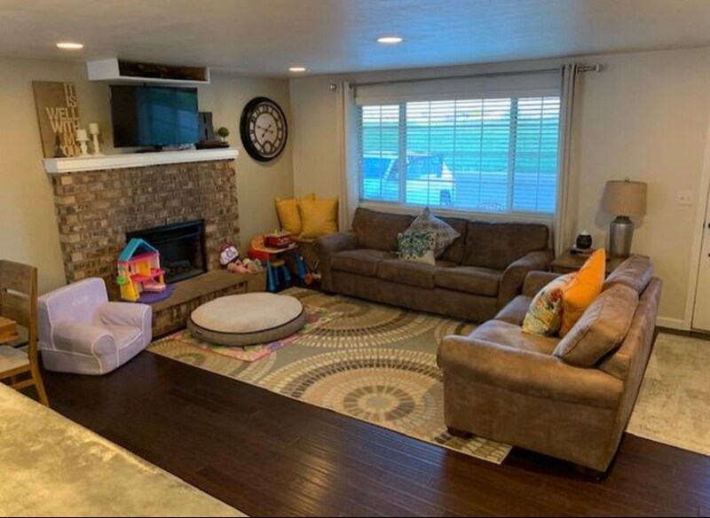 Foto del edificio - 102 Miles Dr