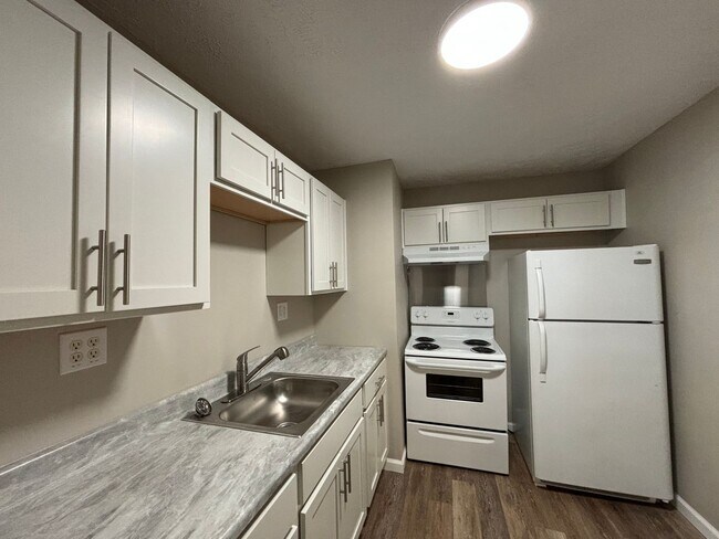 Building Photo - 19 Sherman Ave