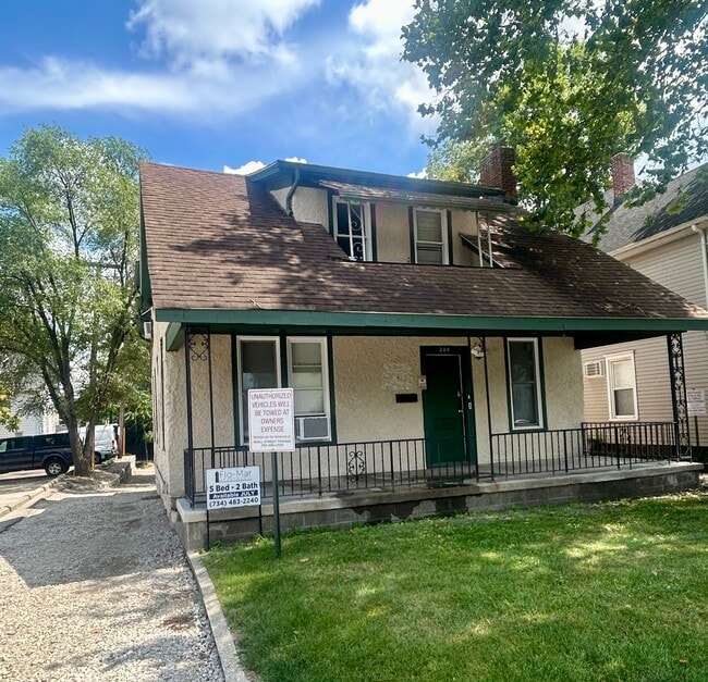 frente de la casa - 208 N Normal St