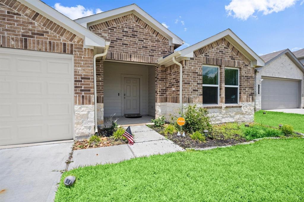 Foto principal - 11845 Summertime Dr