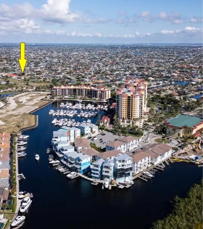 Foto del edificio - 5420 Chiquita Blvd S