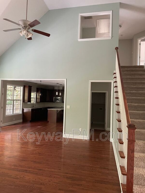 Building Photo - 1091 Conn Dr