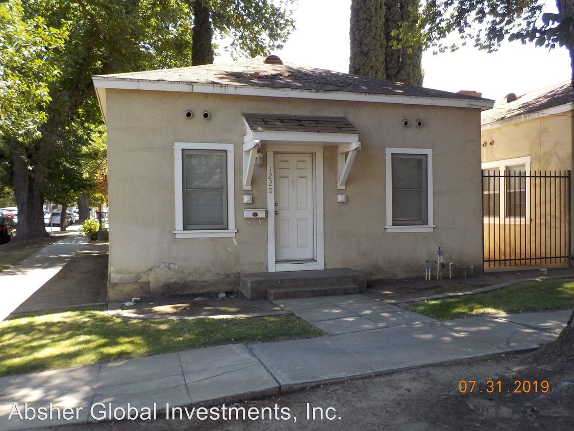 Primary Photo - 2 br, 1 bath Apartment - 1220 G STREET