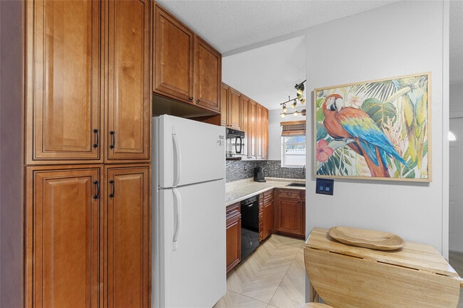 Foto del edificio - 30 SE 13th St