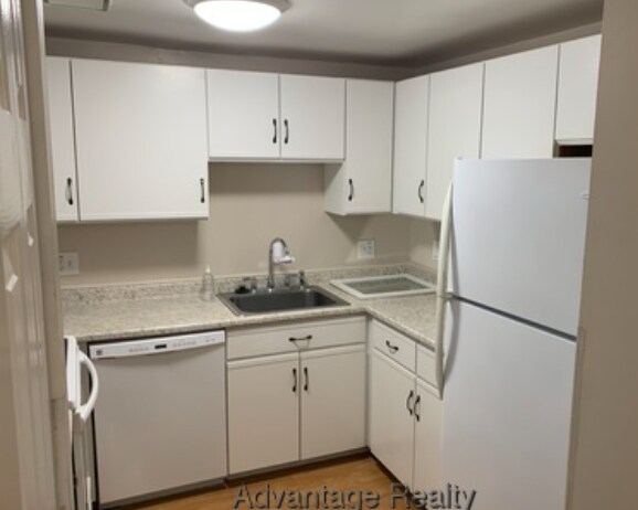 Primary Photo - 200 Ledgewood Dr