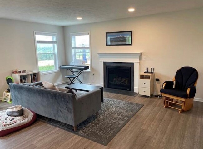 Building Photo - 125 Caymus Dr