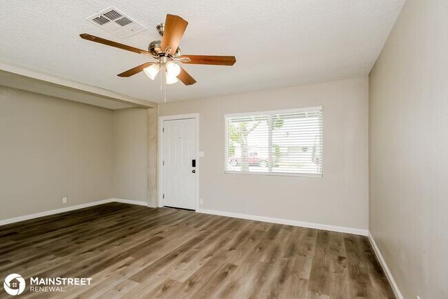 Building Photo - 4521 Fairmount Ave, Phoenix, AZ 85031