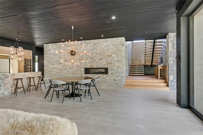 Building Photo - 4155 Badura Ave