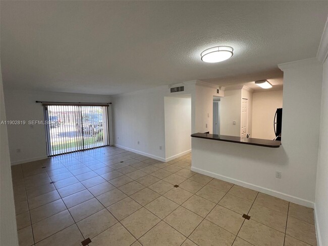 Building Photo - 15550 SW 80th St