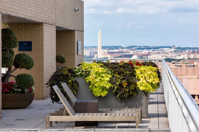 Foto del edificio - Concord Crystal City