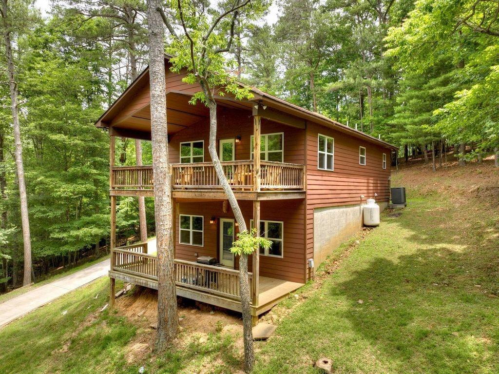 Primary Photo - 298 Spindrift Ct
