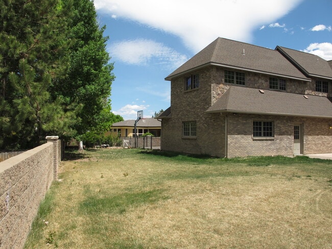 Building Photo - 391 Granite Falls Way