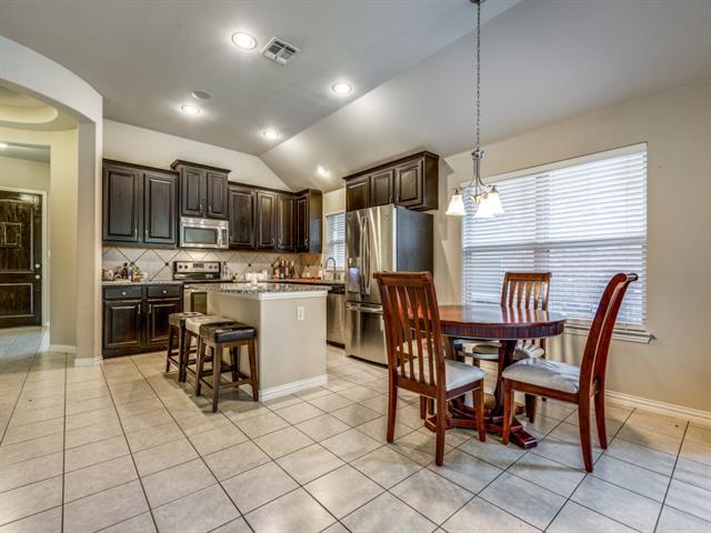 Foto del edificio - 5712 Somerville Dr