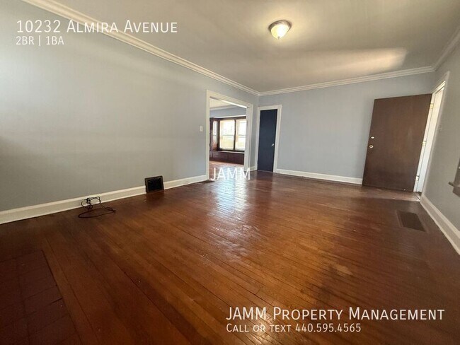 Foto del edificio - 10232 Almira Ave