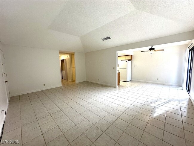 Building Photo - 1822 Avacado Ct