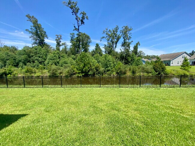 Foto del edificio - Stunning Home for Rent in Alston Park