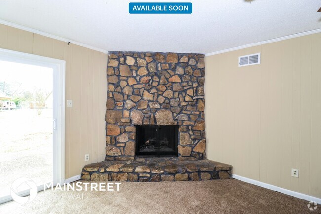 Building Photo - 3902 Clover Hill Dr
