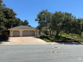 Building Photo - 687 Misty Glen Pl