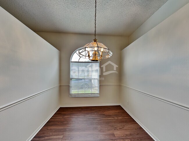 Foto del edificio - 12636 Enclave Dr