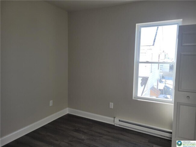 Building Photo - 2006 Washington Ave