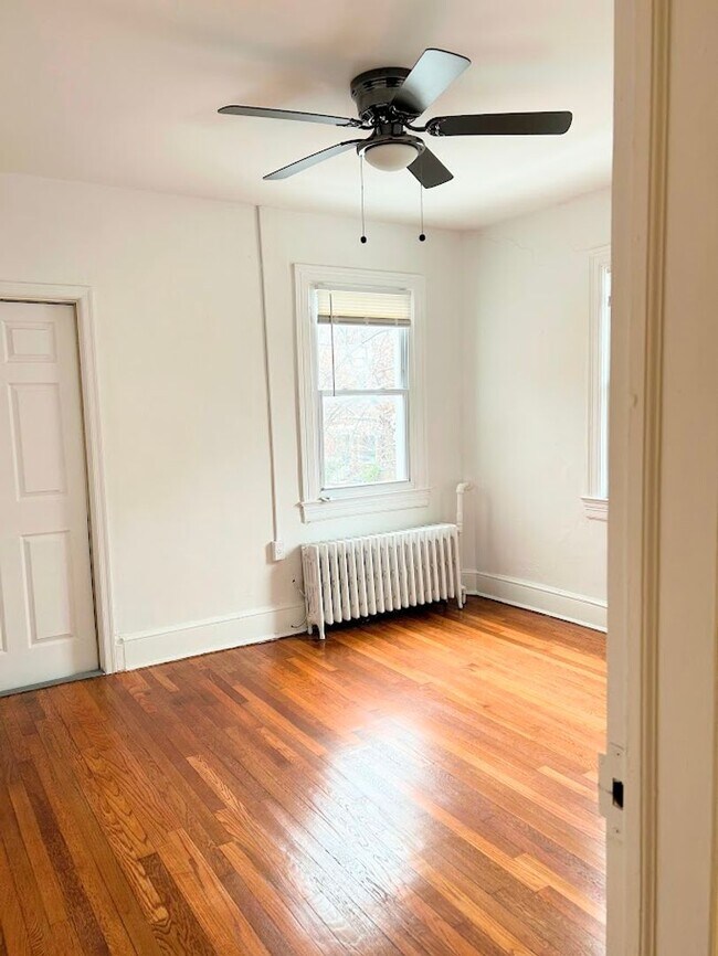 Foto del edificio - 501 Peabody St NW