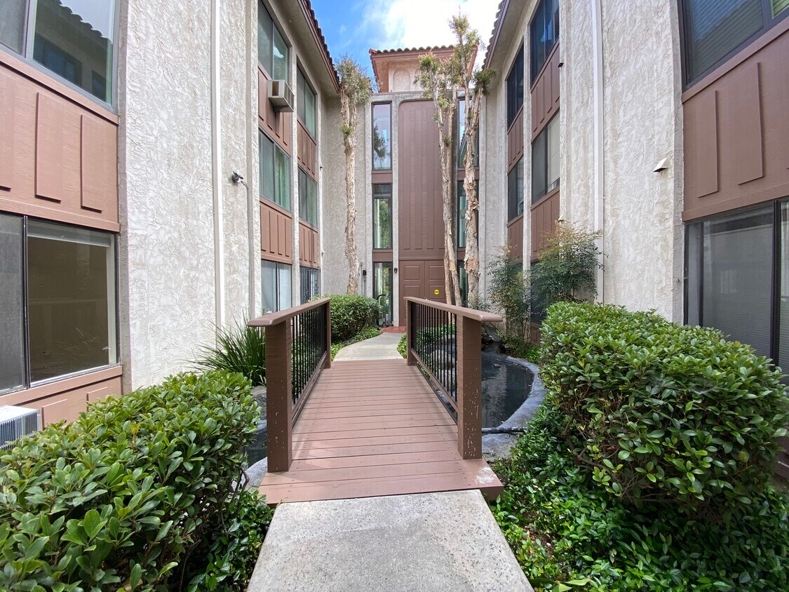 3776 Alabama St Unit C301, San Diego, CA 92104 Condo for Rent in San