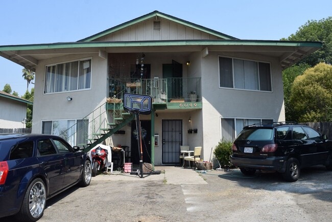 Building Photo - 6049 Northcrest Cir