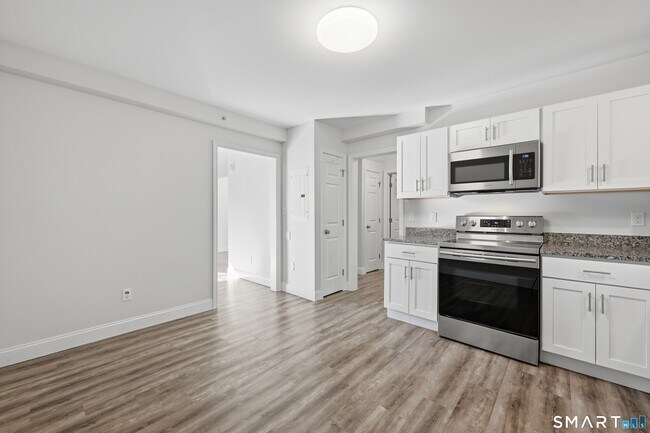 Foto del edificio - 111 Laurel Ct