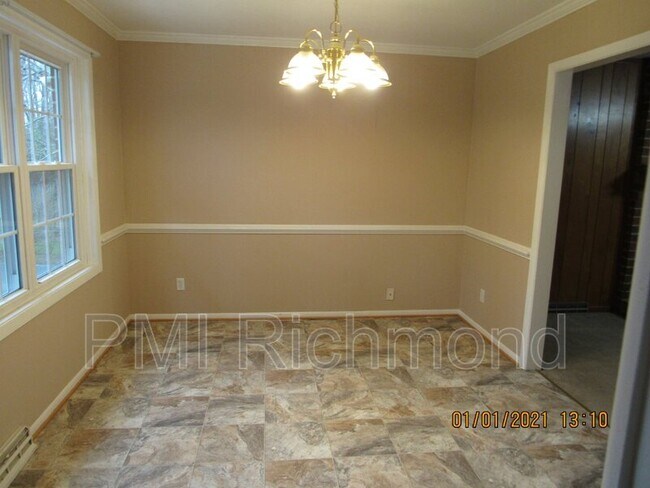 Foto del edificio - 6342 Foxrock Ln