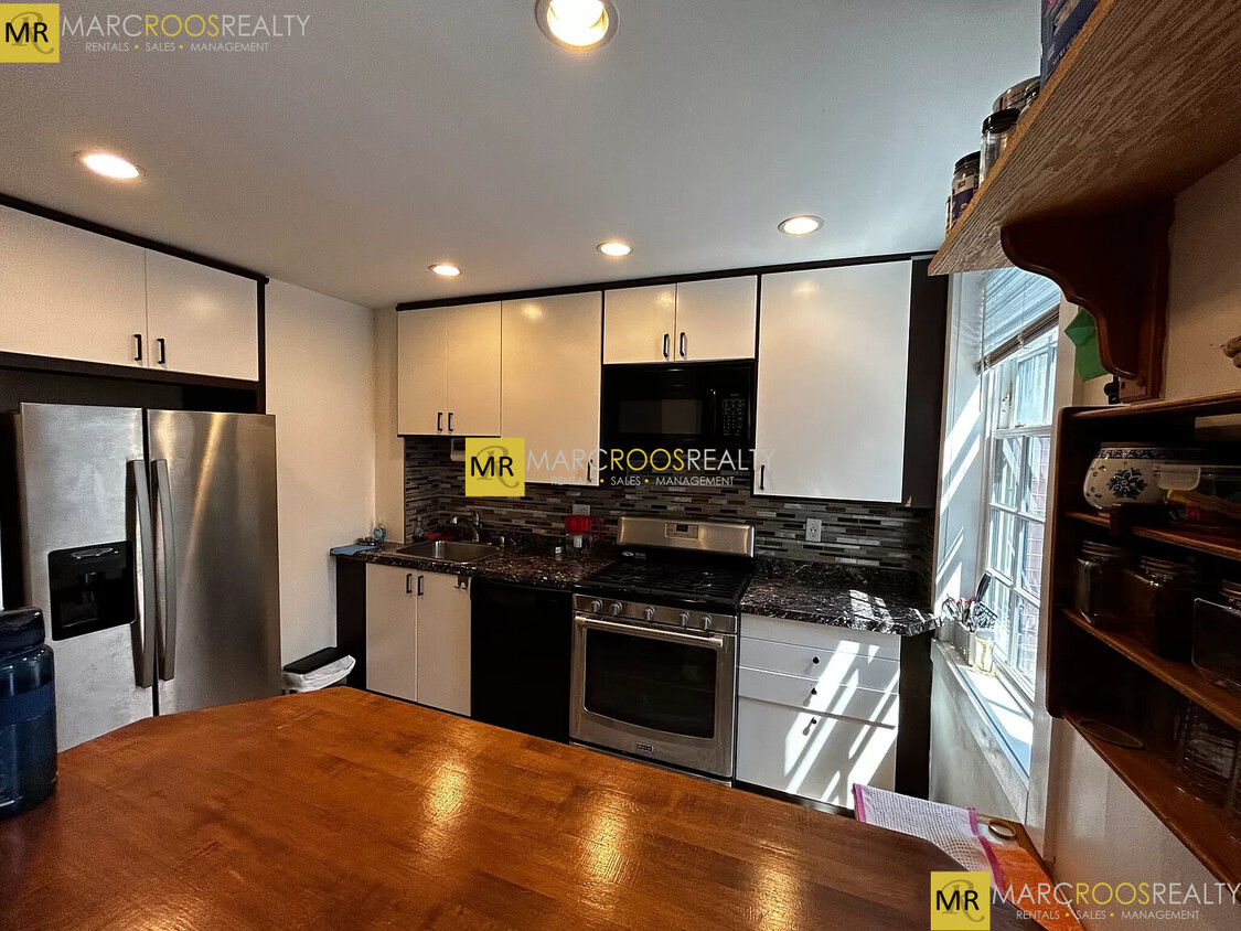 Foto principal - 13 Bowdoin St