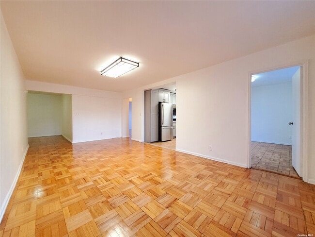 Building Photo - 41-25 Kissena Blvd