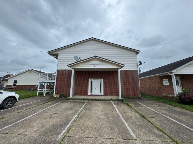 Foto del edificio - 2412 Jefferson Ave