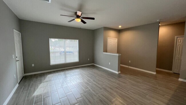 Foto del edificio - BRAND NEW 3 BD/2BA Home in Beautiful Palm ...