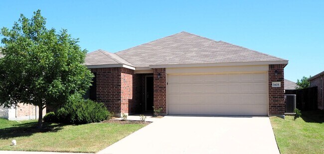 Foto del edificio - 3 Bed 2 Bath in Providence Village