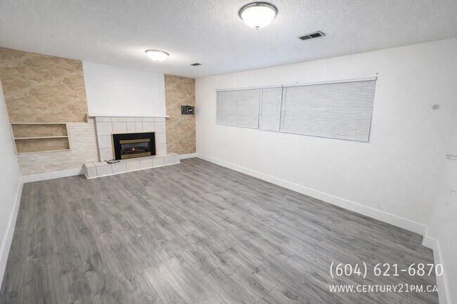 Photo du bâtiment - 32438 Hillcrest Ave