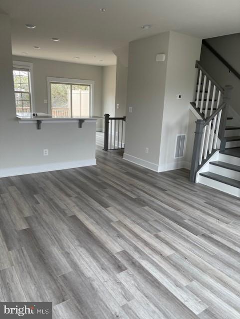 Building Photo - 253 ARMENIAN OAK